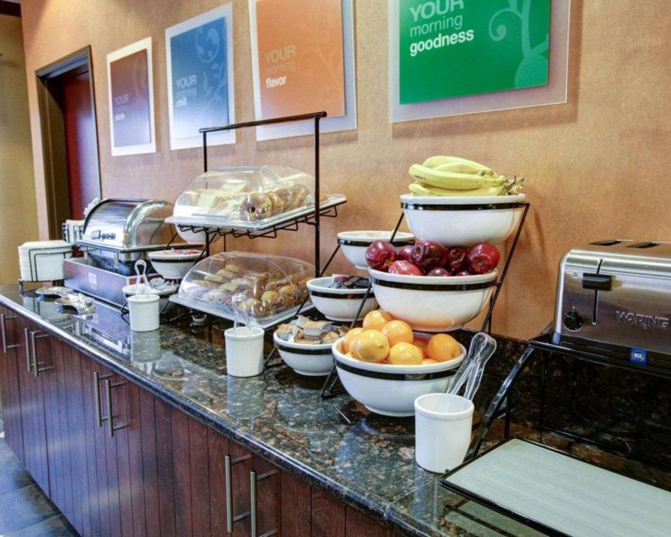 Comfort Inn & Suites Navasota Zewnętrze zdjęcie