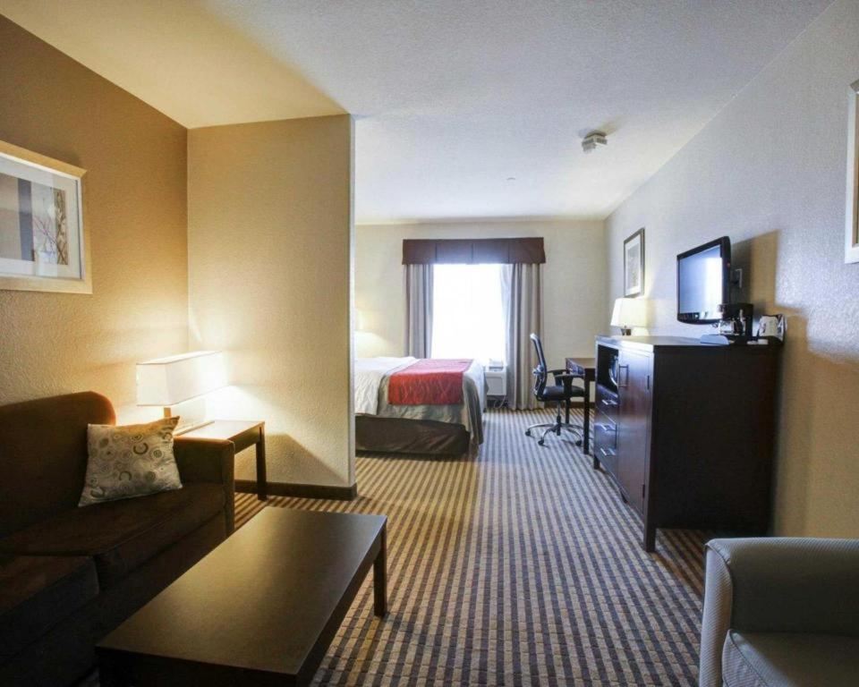 Comfort Inn & Suites Navasota Zewnętrze zdjęcie