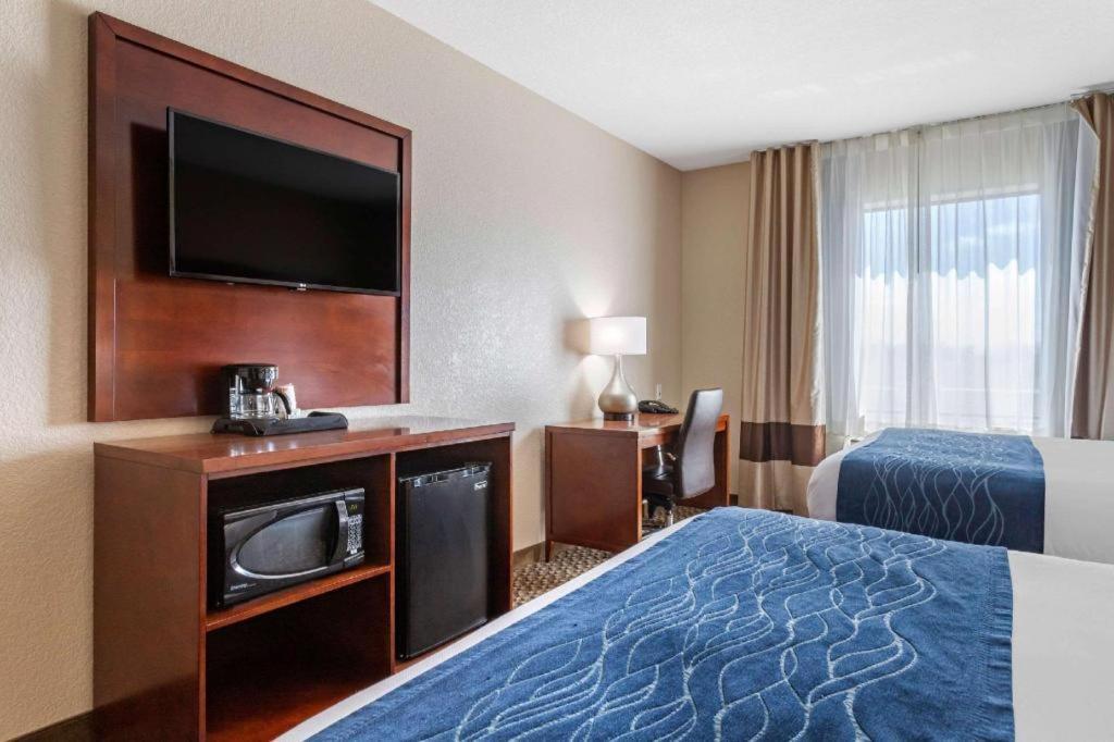 Comfort Inn & Suites Navasota Zewnętrze zdjęcie